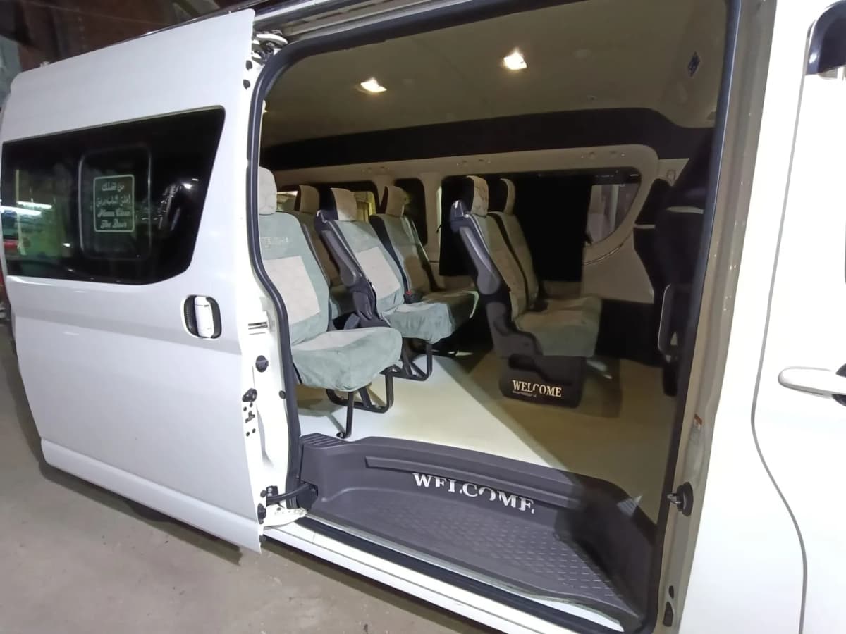 ميكروباص تويوتا هايس gallery image 4